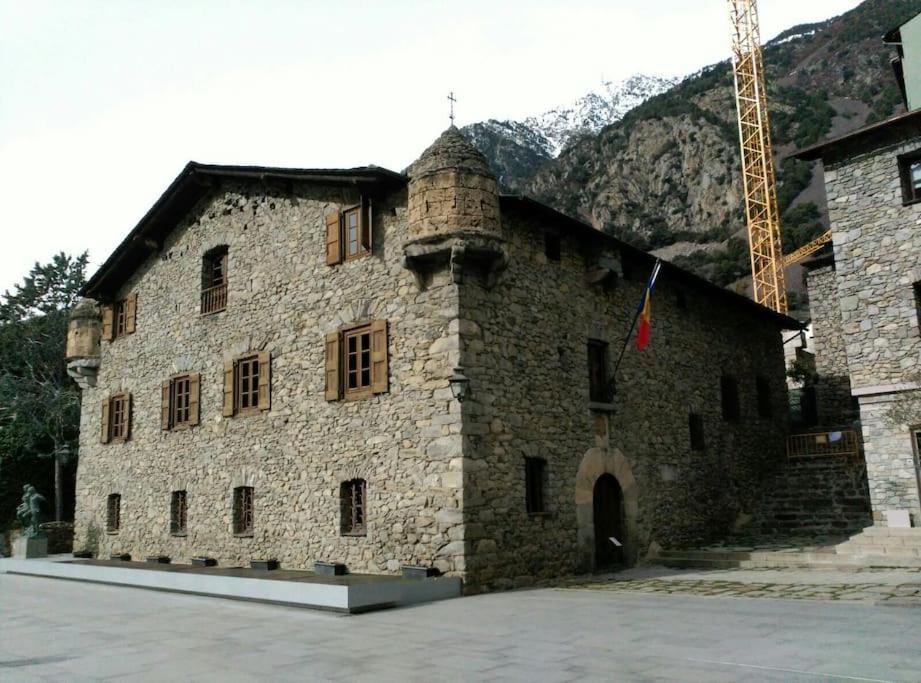 Apartament Gran Pirineu モントフェレル エクステリア 写真