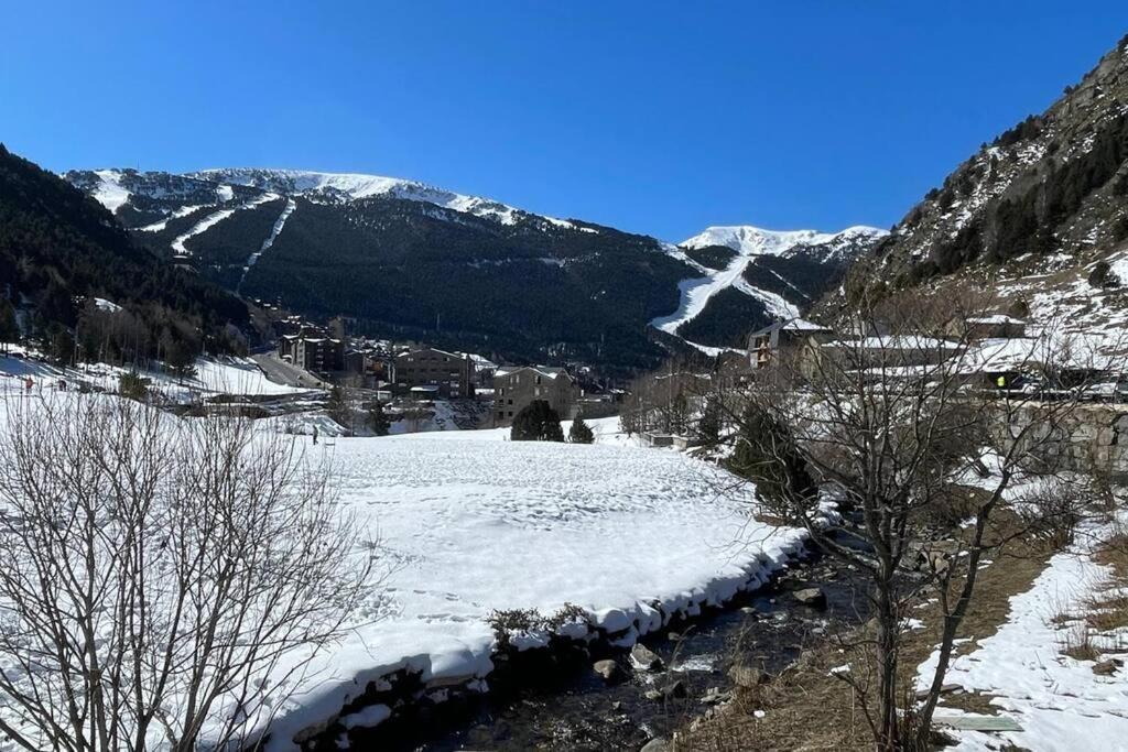 Apartament Gran Pirineu モントフェレル エクステリア 写真