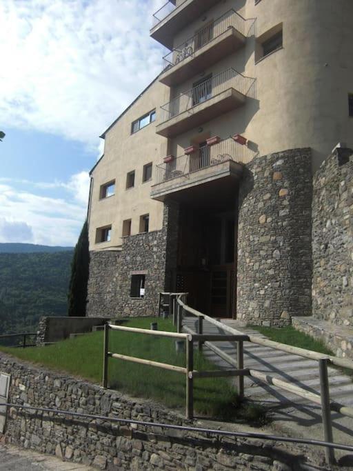 Apartament Gran Pirineu モントフェレル エクステリア 写真