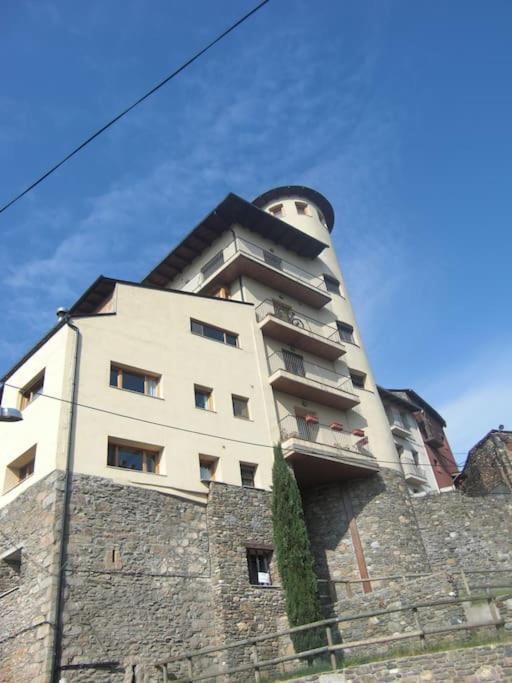 Apartament Gran Pirineu モントフェレル エクステリア 写真