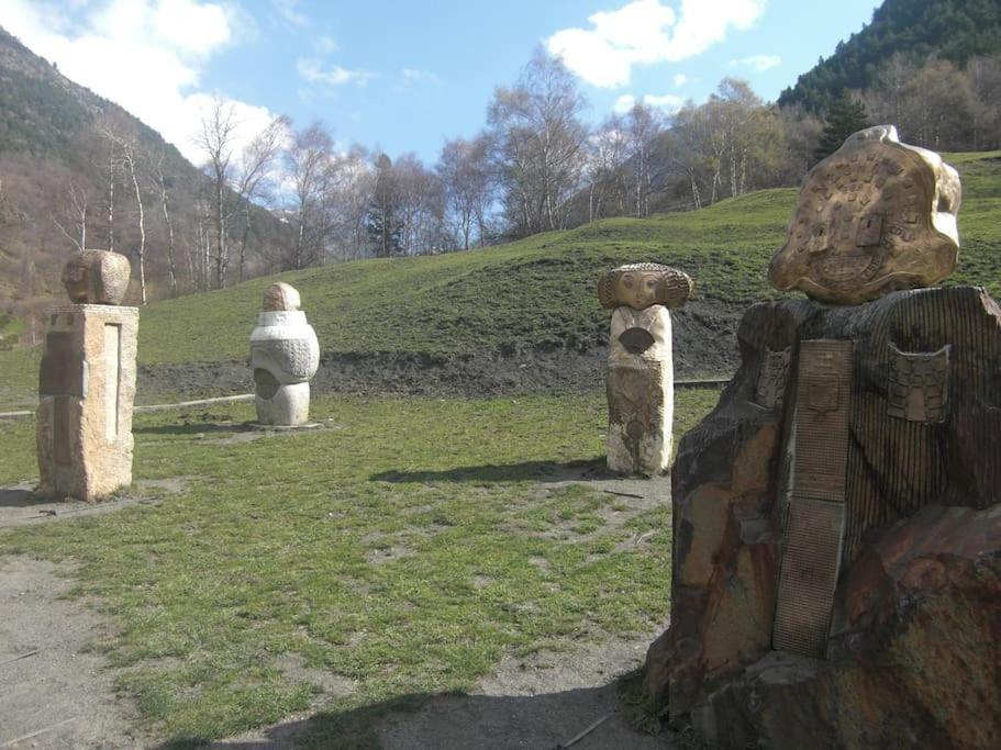 Apartament Gran Pirineu モントフェレル エクステリア 写真