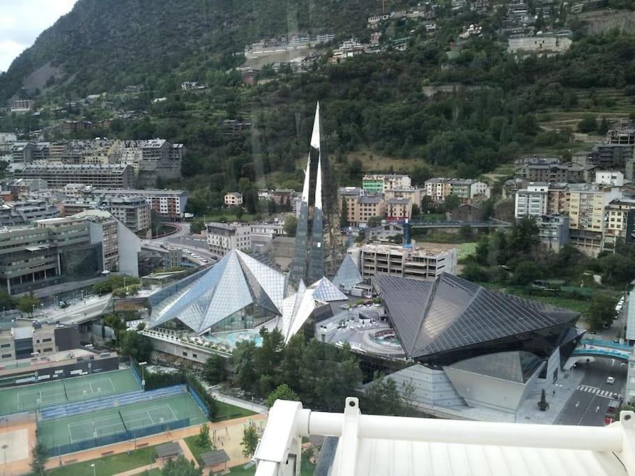 Apartament Gran Pirineu モントフェレル エクステリア 写真